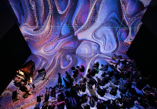 „SAY_SUPERSTRINGS“ / dastrio (KR/DE), OUCHHH (TR) in Deep Space 8K at Ars Electronica Center Linz