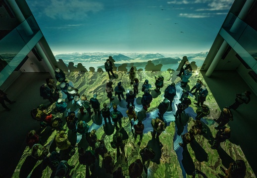 Vierwaldstättersee Mulitmedia Hall DAS MORGEN