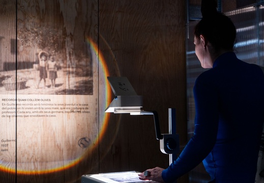 Synthetic Memories / Domestic Data Streamers (ES)