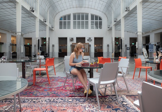 Large Language Writer / Leo Mühlfeld (AT), Lucy Li (AT), Alan Schiegl (AT)