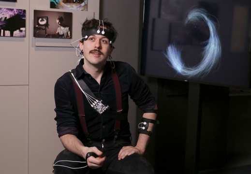 Life Ink Community / Wacom (JP), TOA (JP), Ars Electronica Futurelab (AT)