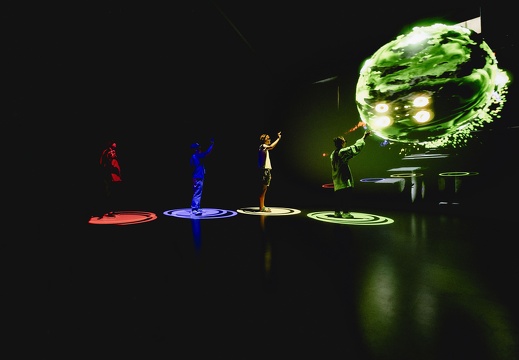 *falcon heavy / Ars Electronica Futurelab