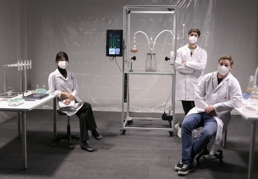 Bio Ink: Co-creating with microorganisms