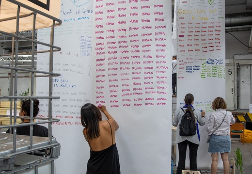 Humans (Open Lab) / Isabella Lee Arturo (CO), Mahla Mosah (IR), Martin Müller (DE)