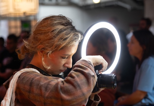 Feeding the Future: Robotics and technology as a practice of care / Mónica Rikić (ES)