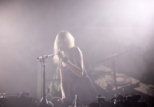 Ars Electronica Nightline 2025 / Camilla Sparksss / Barbara Lehnhoff (CH/CA)