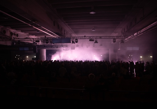 Impression of Ars Electronica Nightline 2025 / Camilla Sparksss / Barbara Lehnhoff (CH/CA)