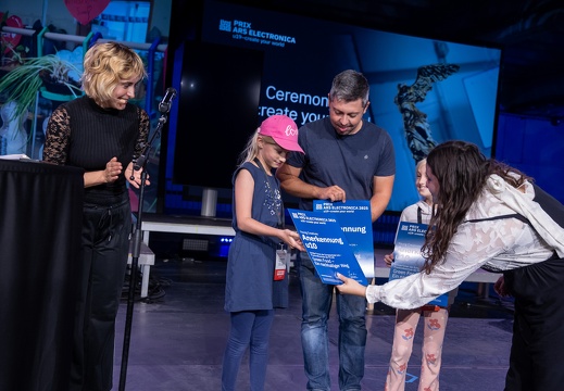 Award Ceremony u19—create your world 2025