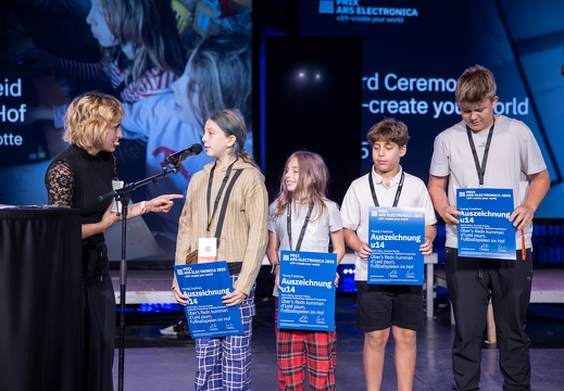 Award Ceremony u19—create your world 2025