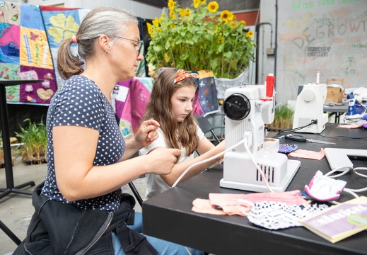 If I don’t see it, I don’t have to panic. / Nähküche. Eine Offene Nähwerkstatt (AT)