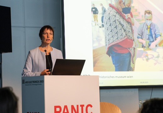 Citizen Science in Policy, for Commons, as Activism / Alexandra Albert (GB), Ivana Radović (RS), Katrin Vohland (DE/AT), Sarah Williams (US)