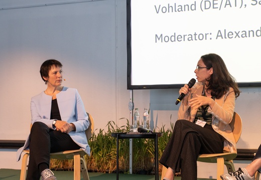 Citizen Science in Policy, for Commons, as Activism / Alexandra Albert (GB), Ivana Radović (RS), Katrin Vohland (DE/AT), Sarah Williams (US)