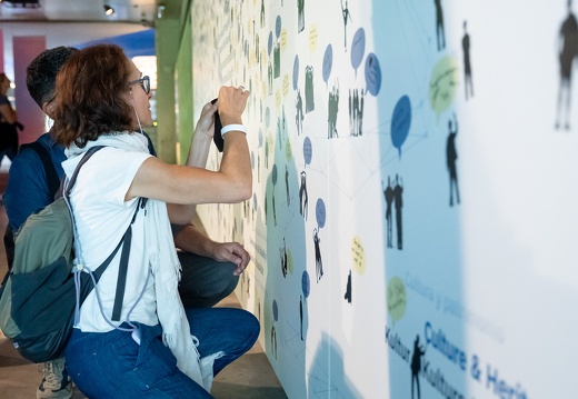 Shadowgram / Ars Electronica Futurelab