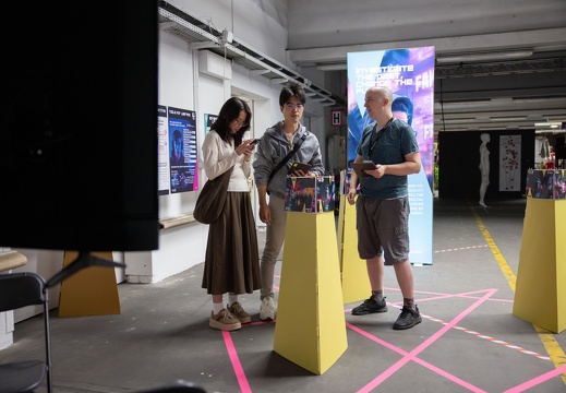 Escape Fake / Irina Paraschivoiu (RO), Thomas Layer-Wagner (AT), Benjamin Arzt (AT), Tobias Hoffmann (DE), Patrick Obermüller (AT), Julian Watzinger (AT)