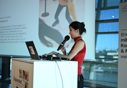 Danlin Huang: Body Oracle: Exploring Somatic Hieroglyphs for Collective Bodily Awareness