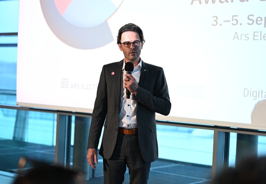 EXPANDED 2025: Best Paper Award Ceremony