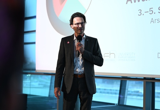 EXPANDED 2025: Best Paper Award Ceremony