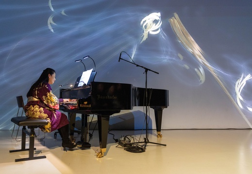 Deep Space Concert: Pianographique – 3 x 90 / Maki Namekawa (AT/JP), Dennis Russell Davies (AT/US), Isabel Davies (AT)