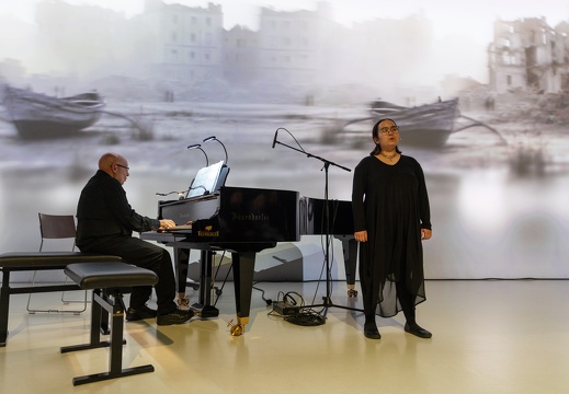 Deep Space Concert: Pianographique – 3 x 90 / Maki Namekawa (AT/JP), Dennis Russell Davies (AT/US), Isabel Davies (AT)