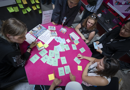 Bias Card Game Workshop / Chikako Asai (JP), Yasuaki Kakehi (JP)