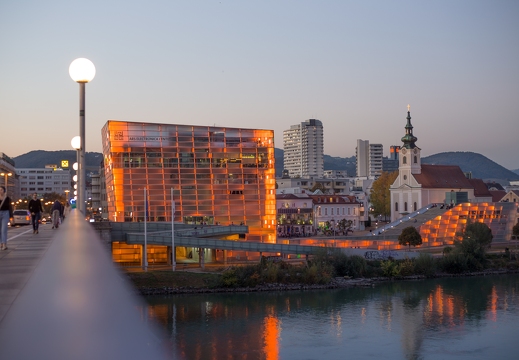  Ars Electronica Center - Facade